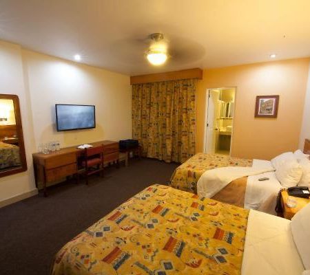 Hotel Concordia Uruapan  Ngoại thất bức ảnh